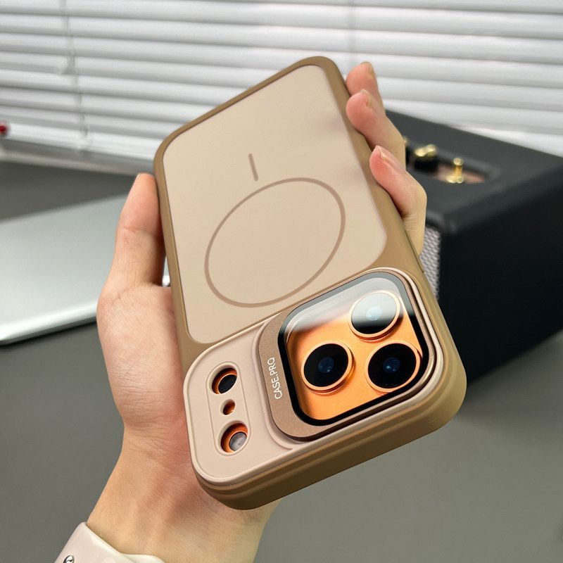 Magnetic Phone Case - iPhone 15 Pro - Orange