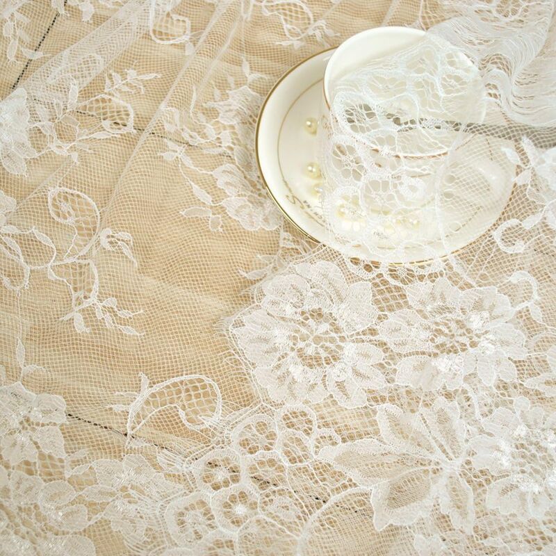 Rectangular White Lace Tablecloth - 150 x 300cm