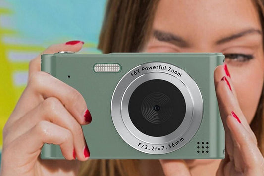 4K Digital Camera with 32GB Memory Card - green