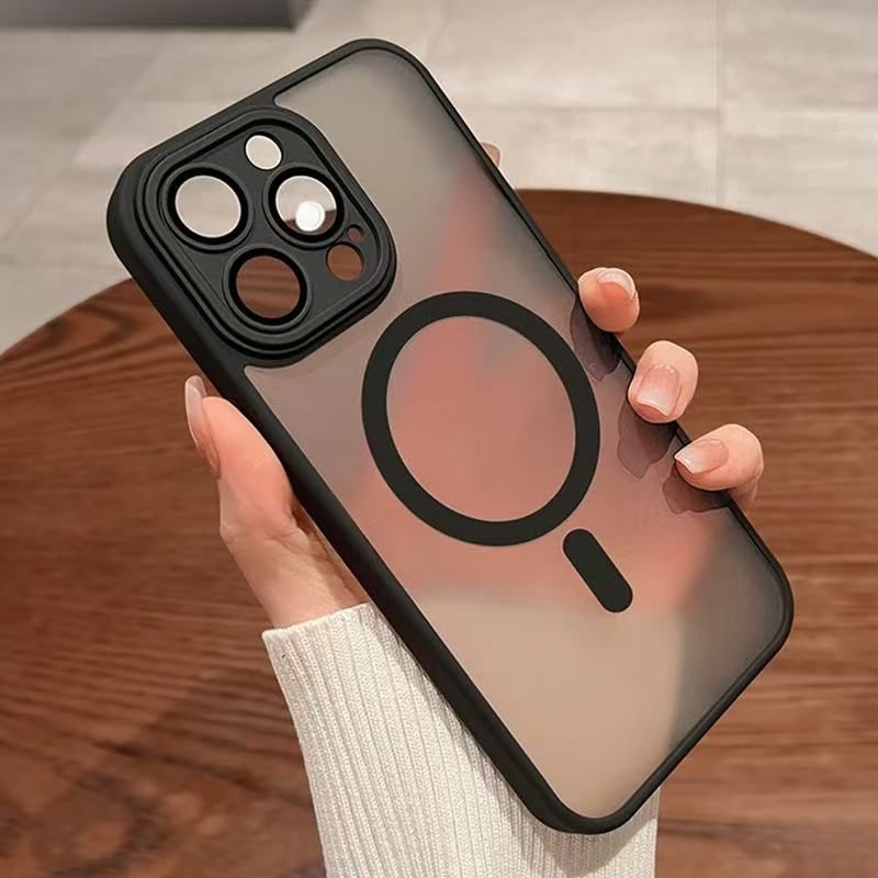 iPhone 16 Pro Max - High-end Magnetic Silicone Protective Case | Matte Semi-transparent Design | Anti-drop and Anti-scuff | Strong Magnetic Adhesion | Lightweight and Comfortable Feel