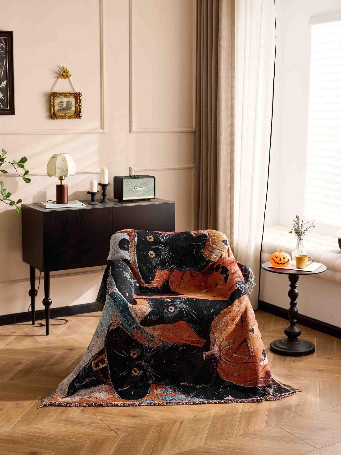 Festive Cat Print Throw Blanket - 157 x 130cm