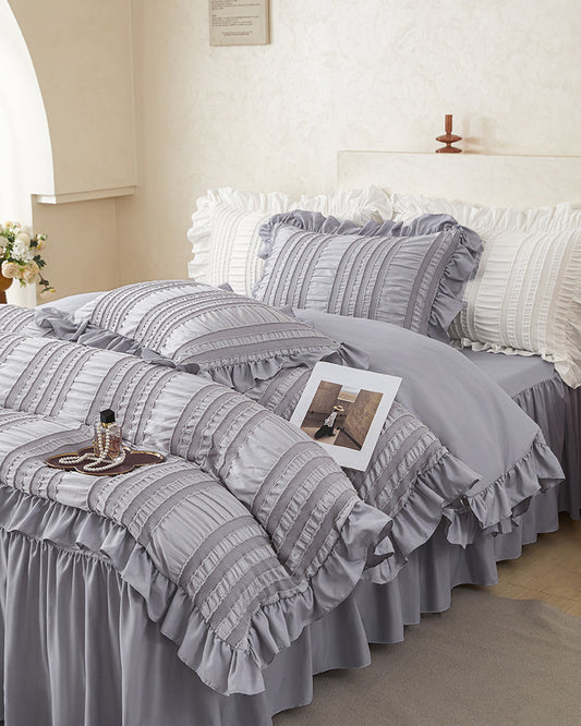 Grey Elegant Ruffle Seersucker Duvet Cover with 2-Piece Pillow Shams
