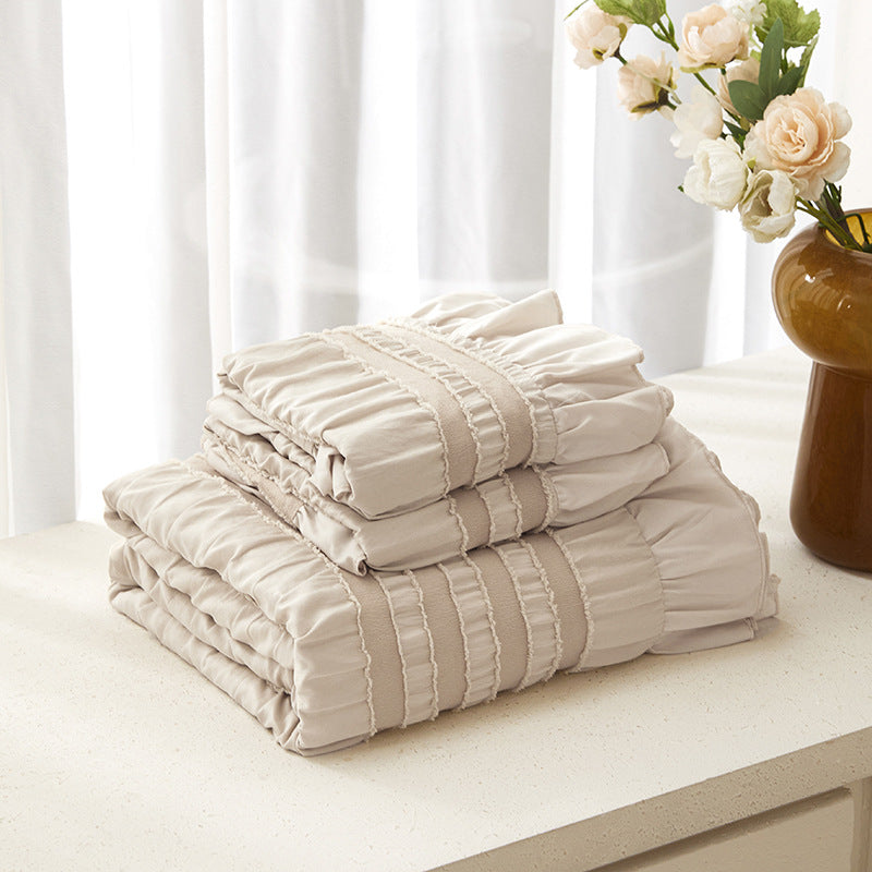 Beige Elegant Ruffle Seersucker Duvet Cover with 2PCS Pillow Shams - 3-Piece Vertical Stripe Clipped Floral Textured Bedding (Twin Size 168 x 229 CM)