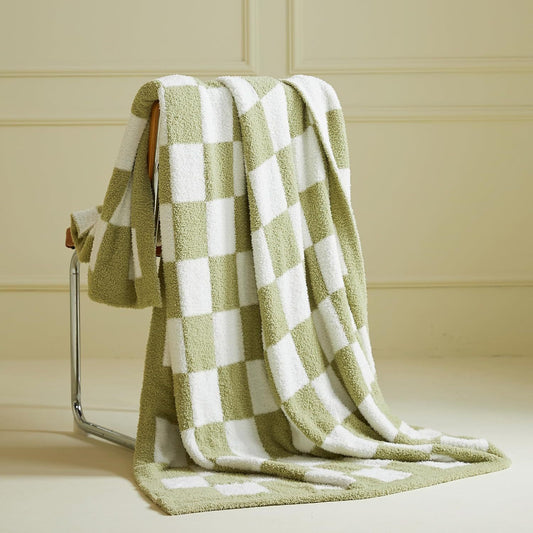 Green and White Knitted Checkerboard Throw Blanket(130 x 150cm)