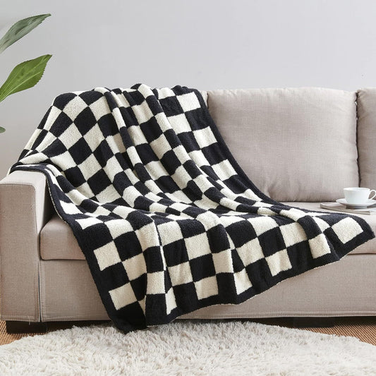 Black and White Knitted Checkerboard Throw Blanket(130 x 150cm)