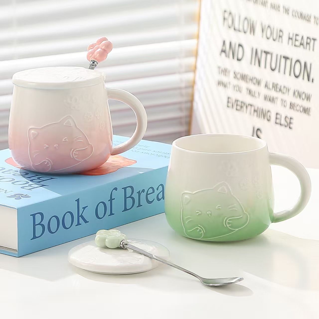Green Gradient Cat Ceramic Mug with Lid & Spoon 400ml