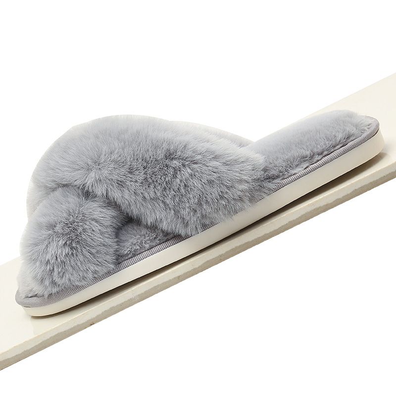 Women's Plush Slippers & Socks Set - L