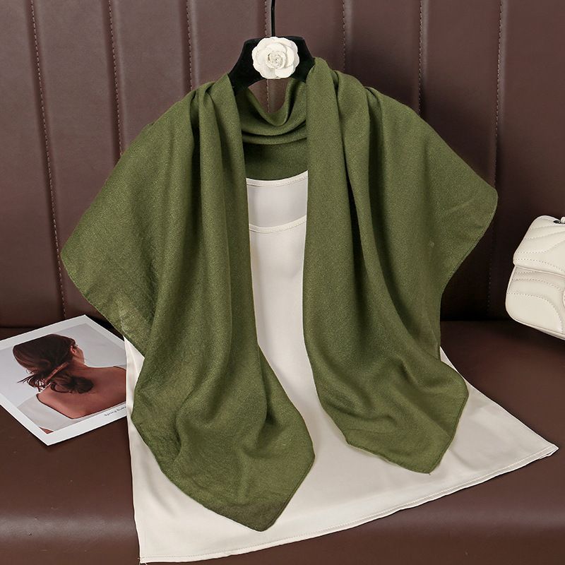 Green 90 x 90cm Women Solid Colour Square Scarf - Lightweight Polyester Head Scarf and Shawl Wrap, Soft Casual Neck Scarf for Travel, Hair Styling and Everyday Layering